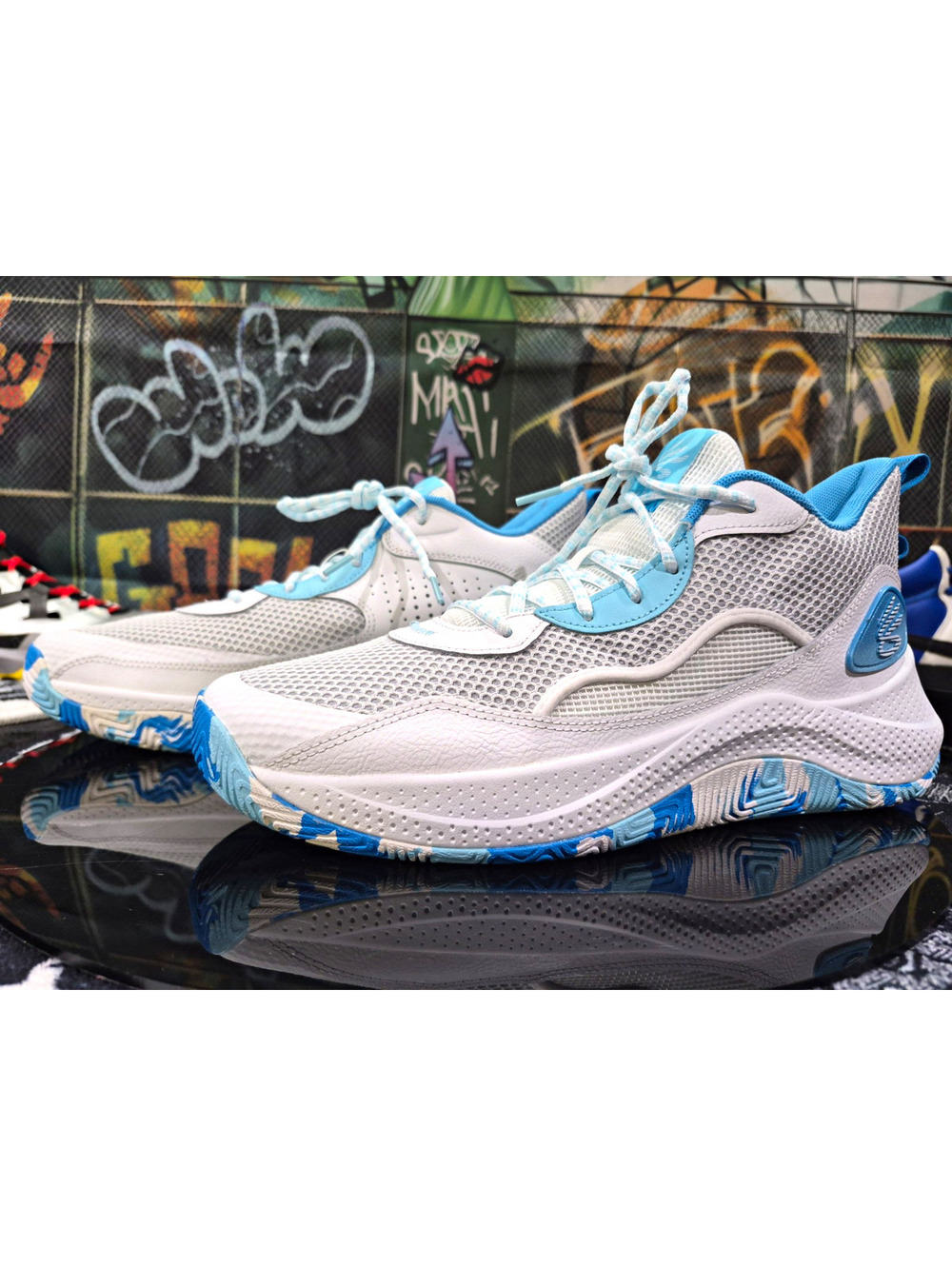 Under Armour Curry 3Z 24 Low Top Basketball Shoes White/Blue/Gray Lace Up